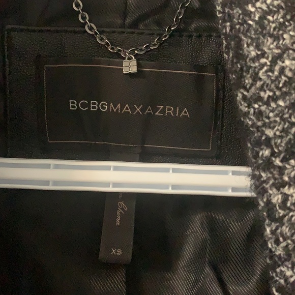 Cropped leather/fabric Jacket - Picture 2 of 3